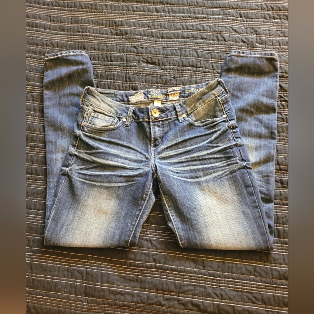 SKINNY JEANS WITH SOME STRETCH - WASHED DESIGN